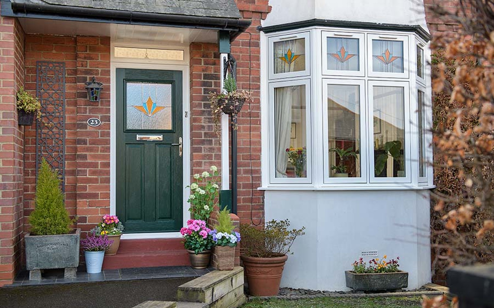 Bay window installation on a Victorian home
